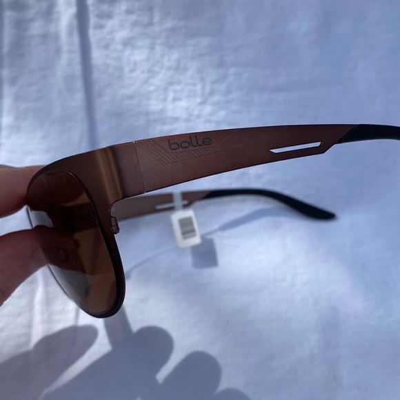 Bolle Adelaide Sunglasses Unisex - Picture 4 of 8